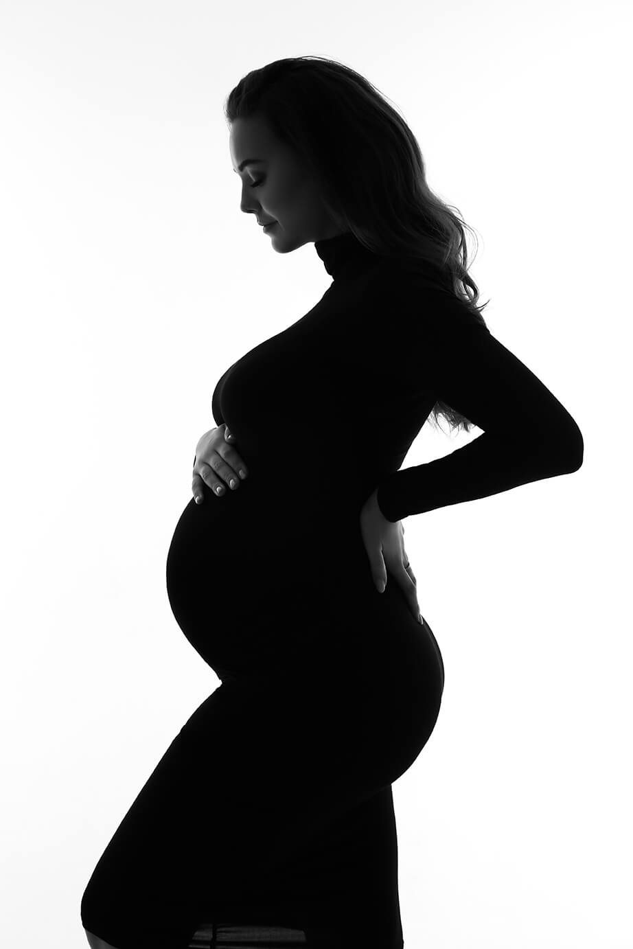 Maternity Photoshoot Black and White | CA Neil Photography
