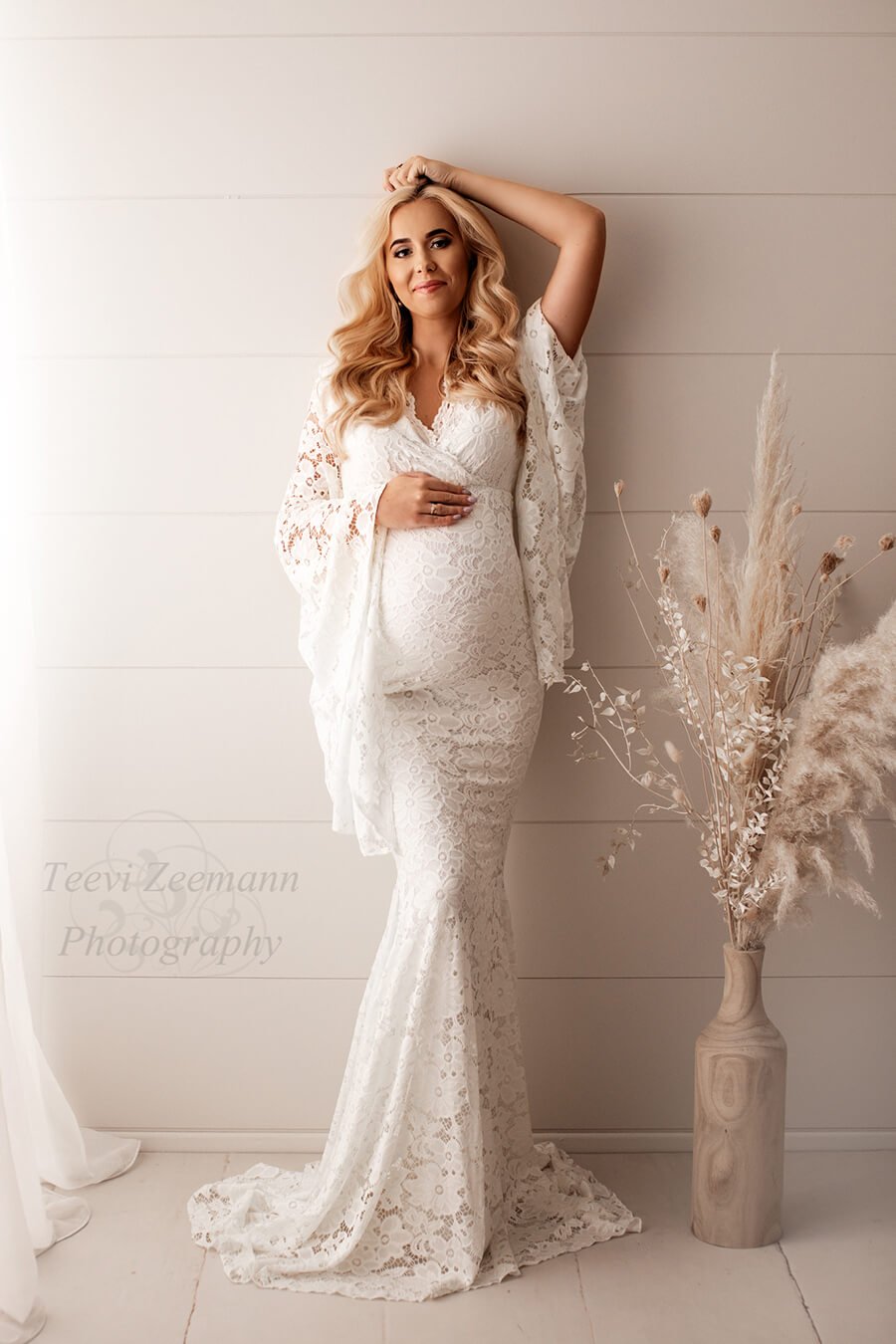 White lace outlet maternity wedding dress